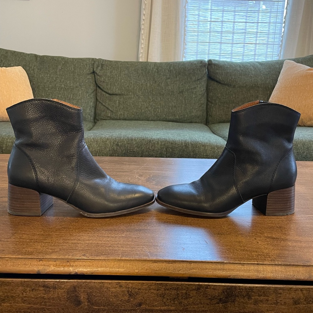 Lucky Brand Booties (size 7.5)